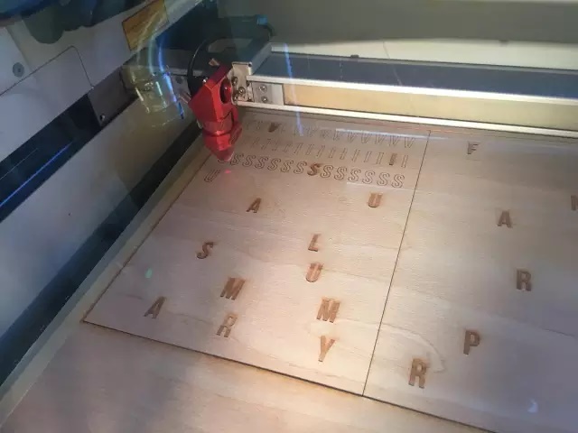 作品落地效果不行？你要好好學(xué)習(xí)印刷基礎(chǔ)知識(shí)和技巧了！